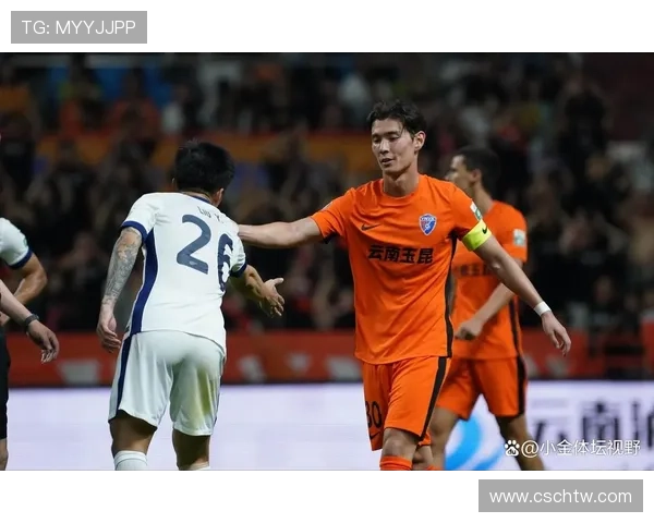 山东泰山半场落后云南玉昆侯永永头球破门克雷桑李源一错失良机